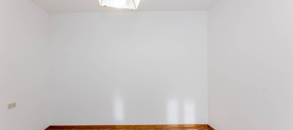 Квартира с 3 комнатами в Лавено-Момбелло, Италия № 129578 28