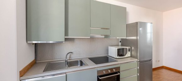 Квартира с 3 комнатами в Лавено-Момбелло, Италия № 129578 8