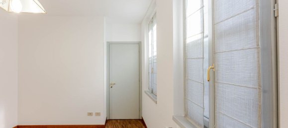 Квартира с 3 комнатами в Лавено-Момбелло, Италия № 129578 26