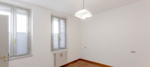 Квартира с 3 комнатами в Лавено-Момбелло, Италия № 129578 22