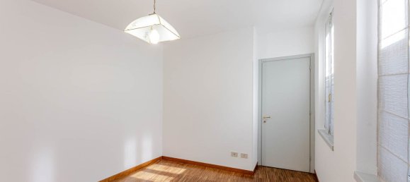 Квартира с 3 комнатами в Лавено-Момбелло, Италия № 129578 27