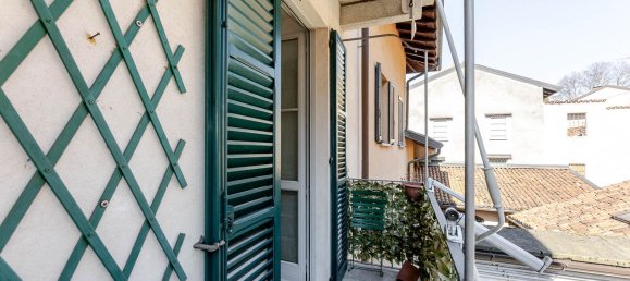 Квартира с 3 комнатами в Лавено-Момбелло, Италия № 129578 30