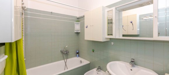 Квартира с 3 комнатами в Лавено-Момбелло, Италия № 129578 18