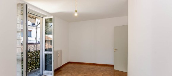 Квартира с 3 комнатами в Лавено-Момбелло, Италия № 129578 14