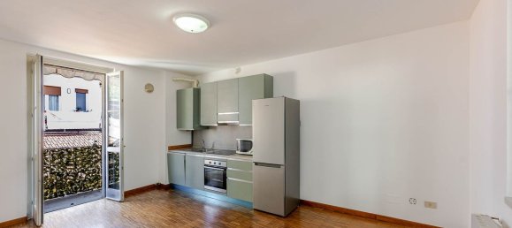 Квартира с 3 комнатами в Лавено-Момбелло, Италия № 129578 4