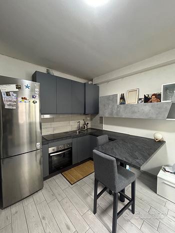Apartamento de 2 habitaciónes en Parma, Italy No. 253862