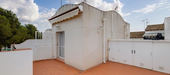 2 bedrooms Townhouse in Torrevieja, Spain No. 186430 2