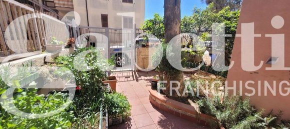 3 bedrooms Villa in Syracuse, Italy No. 242858 2