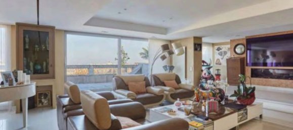 5 bedrooms Penthouse in Paris, France No. 168048 3