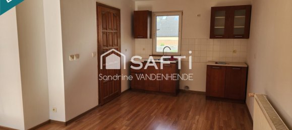 2 bedrooms House in Hirson, France No. 303672 4