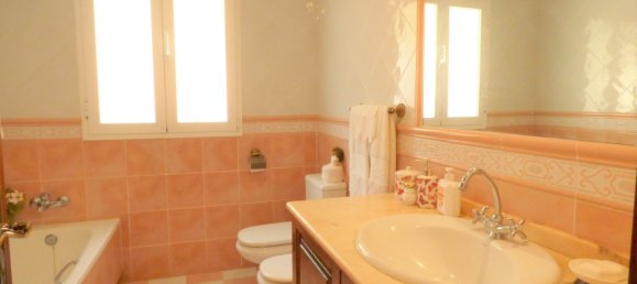 5 bedrooms House in Marbella, Spain No. 26861 12