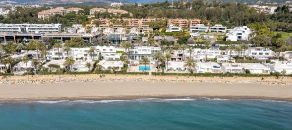 Ático de 3 dormitorios en Marbella, Spain No. 117059 2