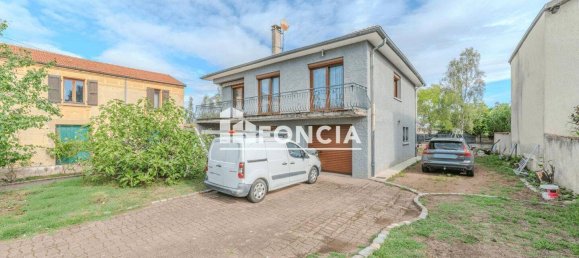 3 Schlafzimmer Haus in Roanne, France, Nr. 329499 3