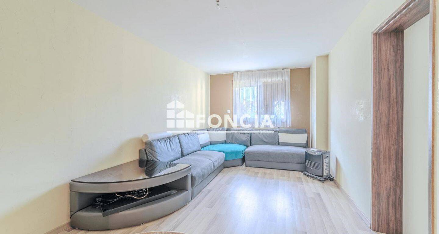 3 Schlafzimmer Haus in Roanne, France, Nr. 329499