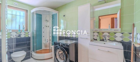 3 Schlafzimmer Haus in Roanne, France, Nr. 329499 11