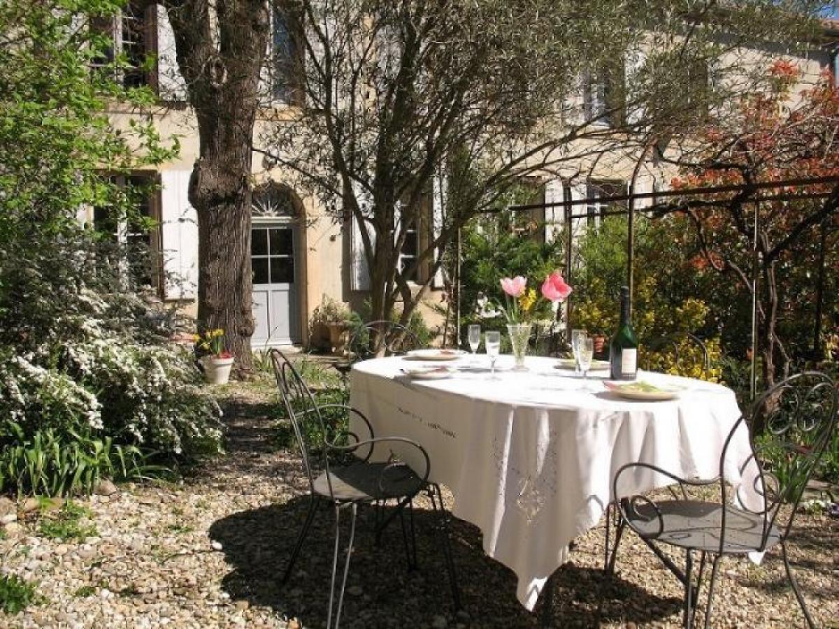 8 bedrooms House in Carcassonne, France No. 21875