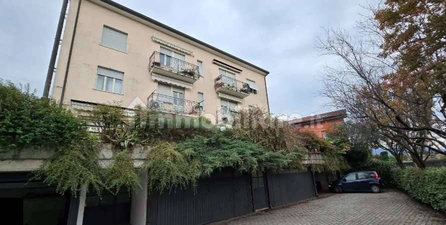 2 chambres Appartement à Como, Italy No. 2815