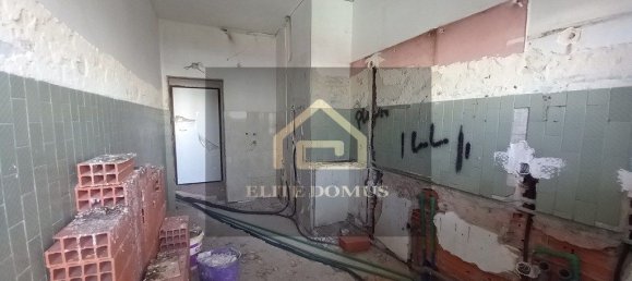 3 bedrooms Apartment in Corroios, Portugal No. 85849 29