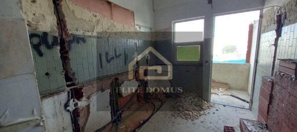 3 bedrooms Apartment in Corroios, Portugal No. 85849 14