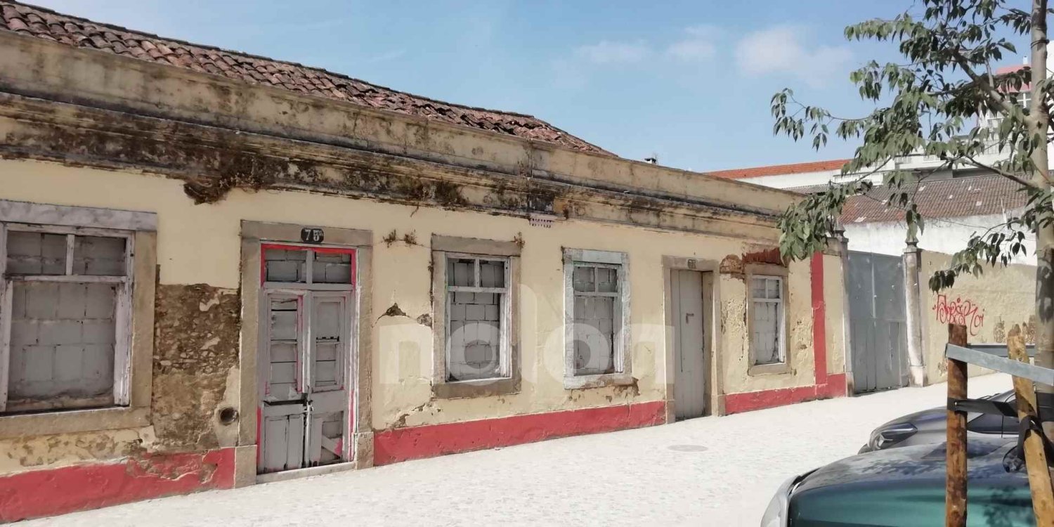 2242m² Land in Setubal, Portugal No. 141490