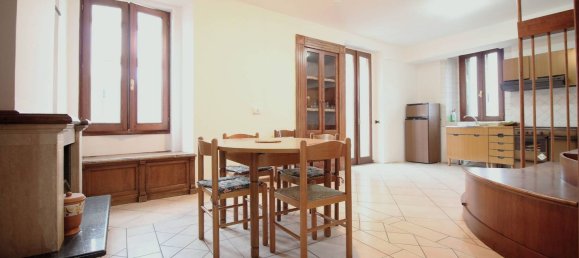 Квартира с 4 комнатами в Кьяравалле Чентрале, Италия № 276617 2