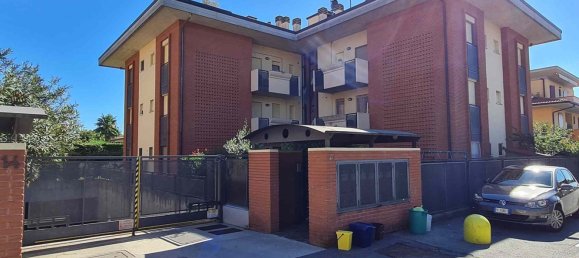 3 rooms Apartment in Bonate Sopra, Italy No. 186479 6