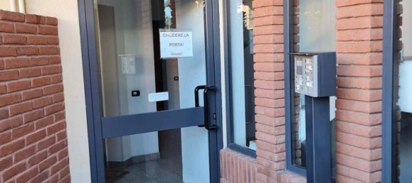 3 rooms Apartment in Bonate Sopra, Italy No. 186479 4