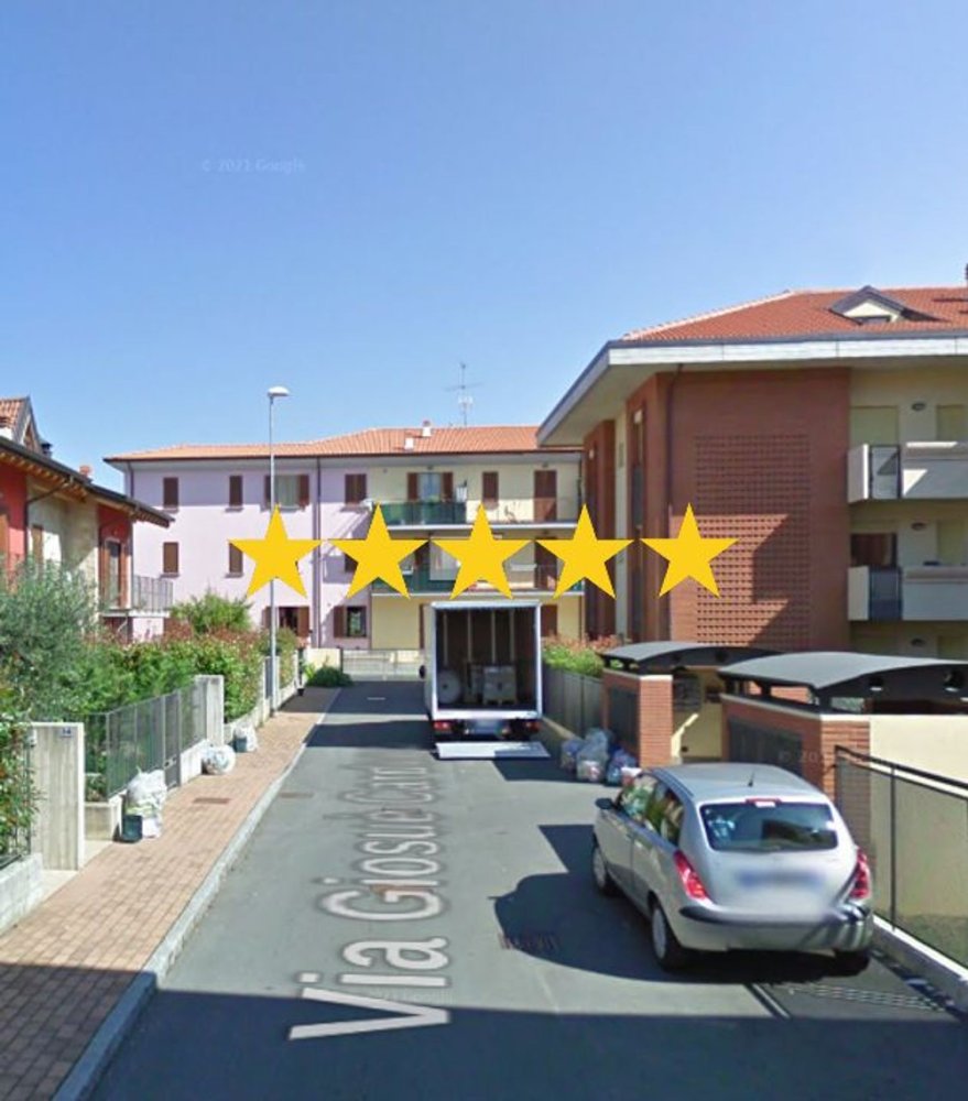 3 rooms Apartment in Bonate Sopra, Italy No. 186479