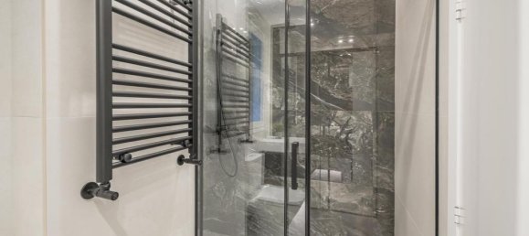 2 bedrooms Apartment in Madrid, Spain No. 124867 8