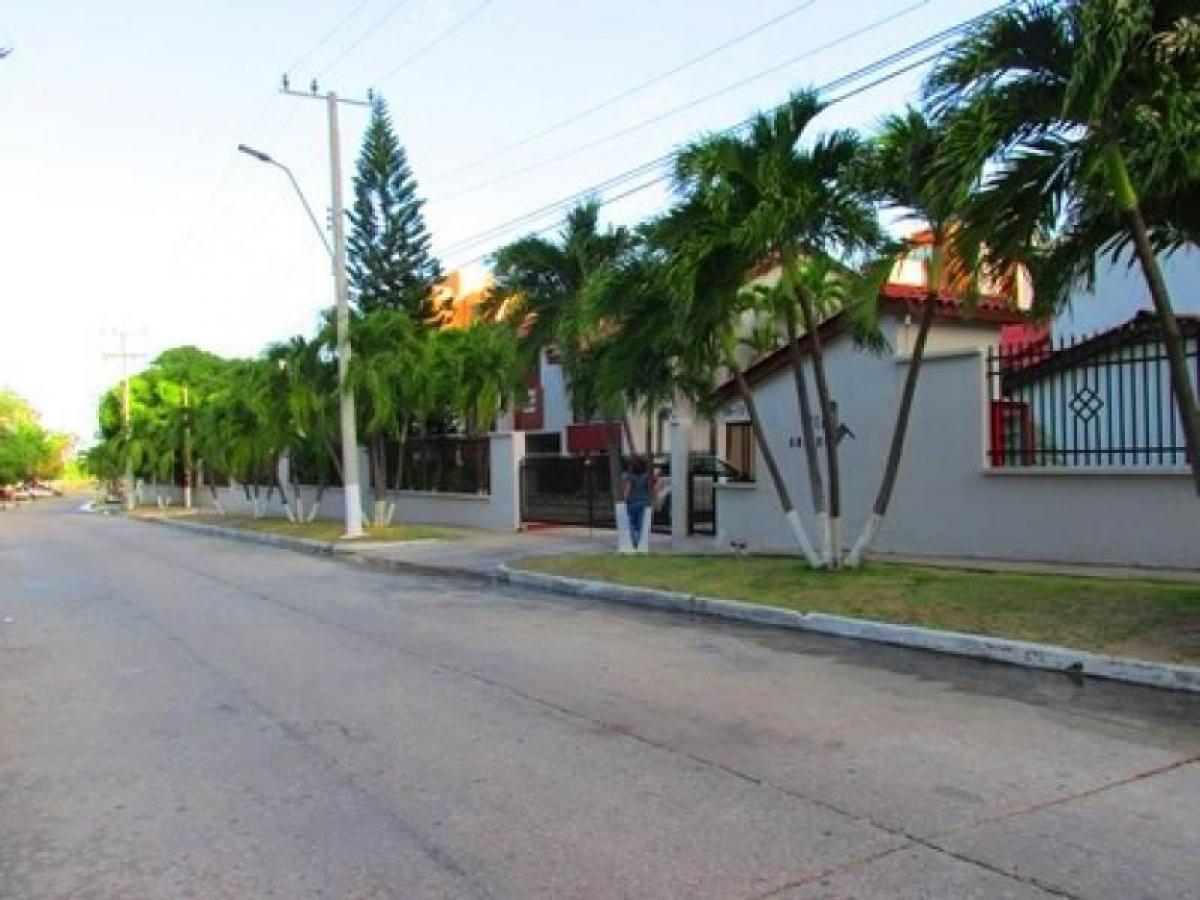 3 bedrooms House in Atlantico, Colombia No. 7107