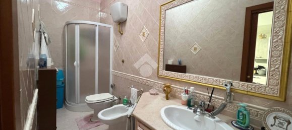 Apartamento de 3 divisões em Barletta, Italy N.º 70654 11