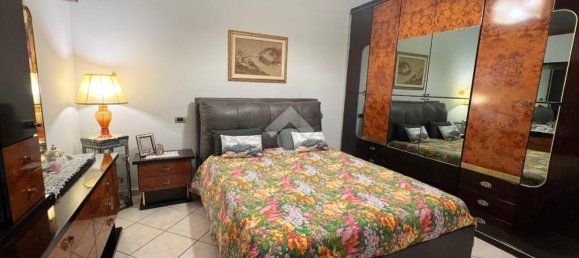 Apartamento de 3 divisões em Barletta, Italy N.º 70654 8