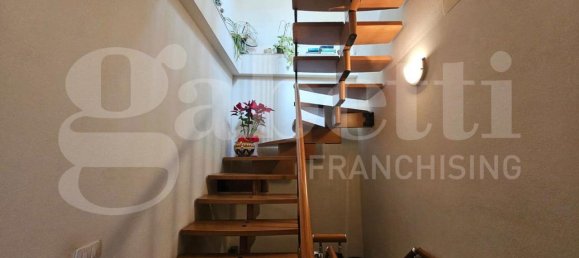 Casa de 3 habitaciónes en Messina, Italy No. 15570 4