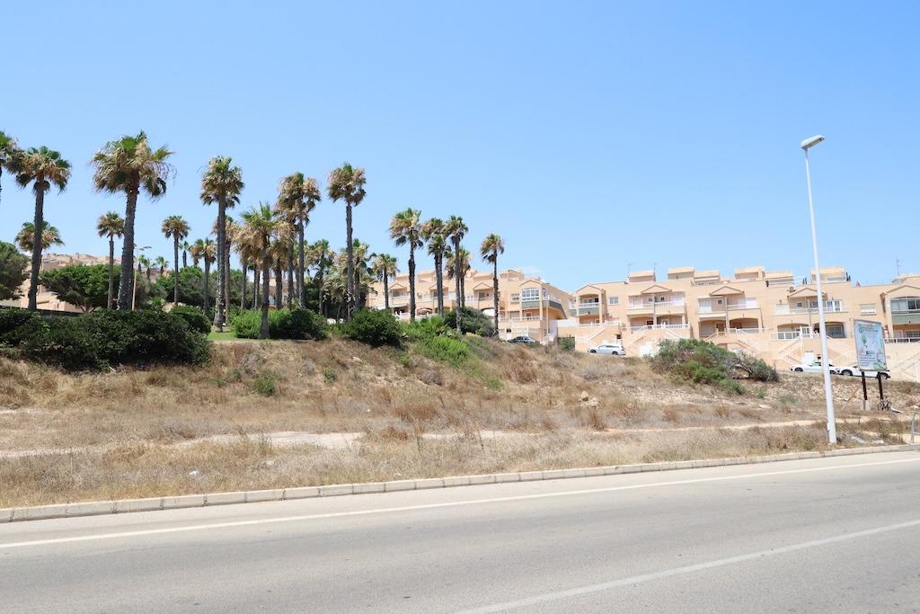 terreno en venta en Torrevieja, Alicante, Comunidad Valenciana, Spain № 368913
