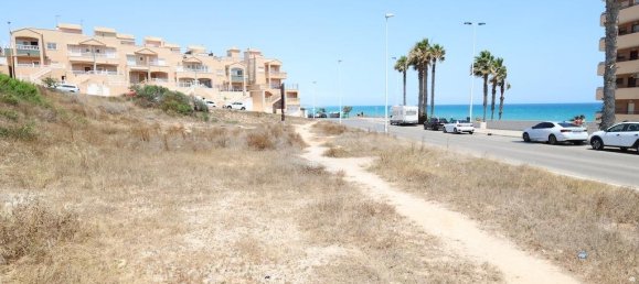 terreno en venta en Torrevieja, Alicante, Comunidad Valenciana, Spain № 368913 2