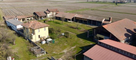 11 rooms House in Gaggiano, Italy No. 40835 3