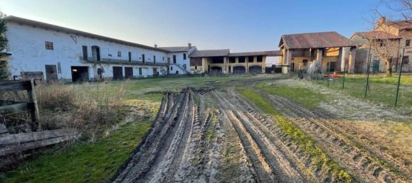 11 rooms House in Gaggiano, Italy No. 40835 31