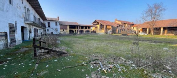 11 rooms House in Gaggiano, Italy No. 40835 26