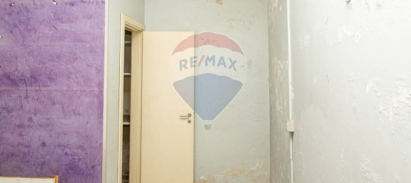 30m² Commercial property in Catania, Italy No. 52957 19