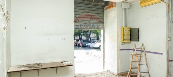30m² Commercial property in Catania, Italy No. 52957 14