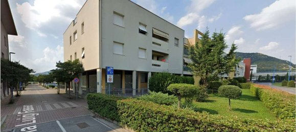 156m² Commercial property in Brescia, Italy No. 283797 11