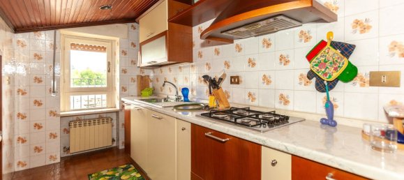 4-salle Appartement à Locate Varesino, Italy No. 68444 10