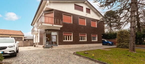 4-salle Appartement à Locate Varesino, Italy No. 68444 19