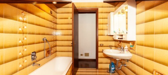 4-salle Appartement à Locate Varesino, Italy No. 68444 23