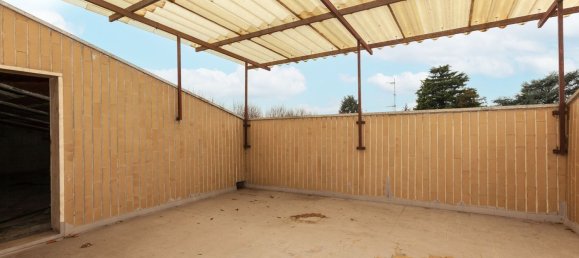 4-salle Appartement à Locate Varesino, Italy No. 68444 8