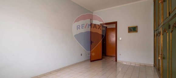 Apartamento de 7 habitaciónes en Triggiano, Italy No. 235001 16