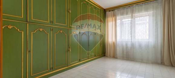 Apartamento de 7 habitaciónes en Triggiano, Italy No. 235001 14