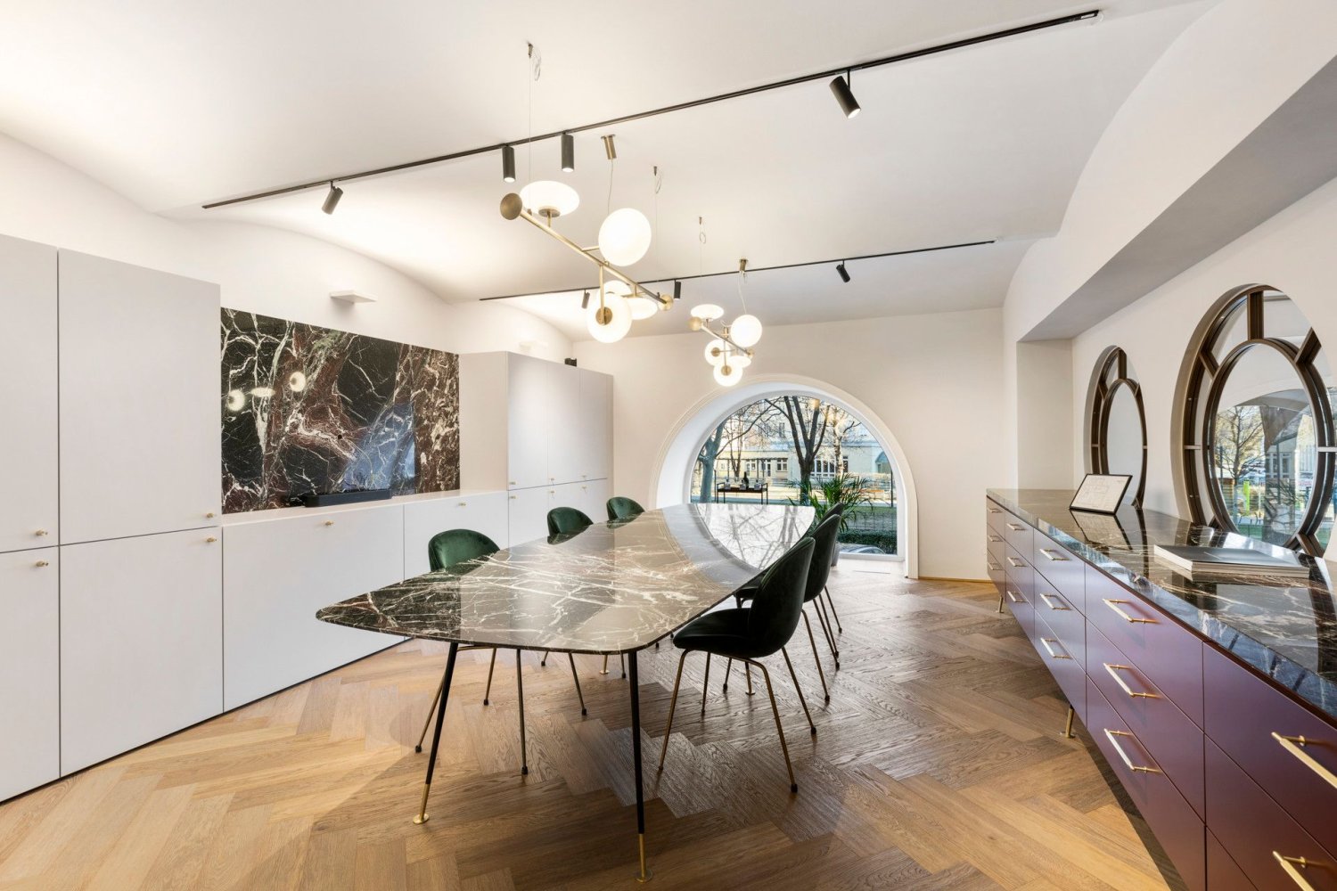  Office in Vienna, Austria No. 134093