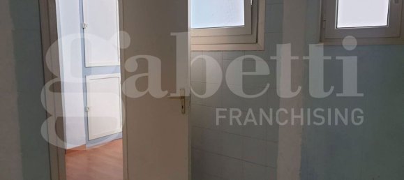 55m² Office in Torre Annunziata, Italy No. 344535 7
