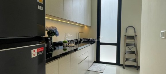 2 bedrooms House in Bang Lamung, Thailand No. 57824 7